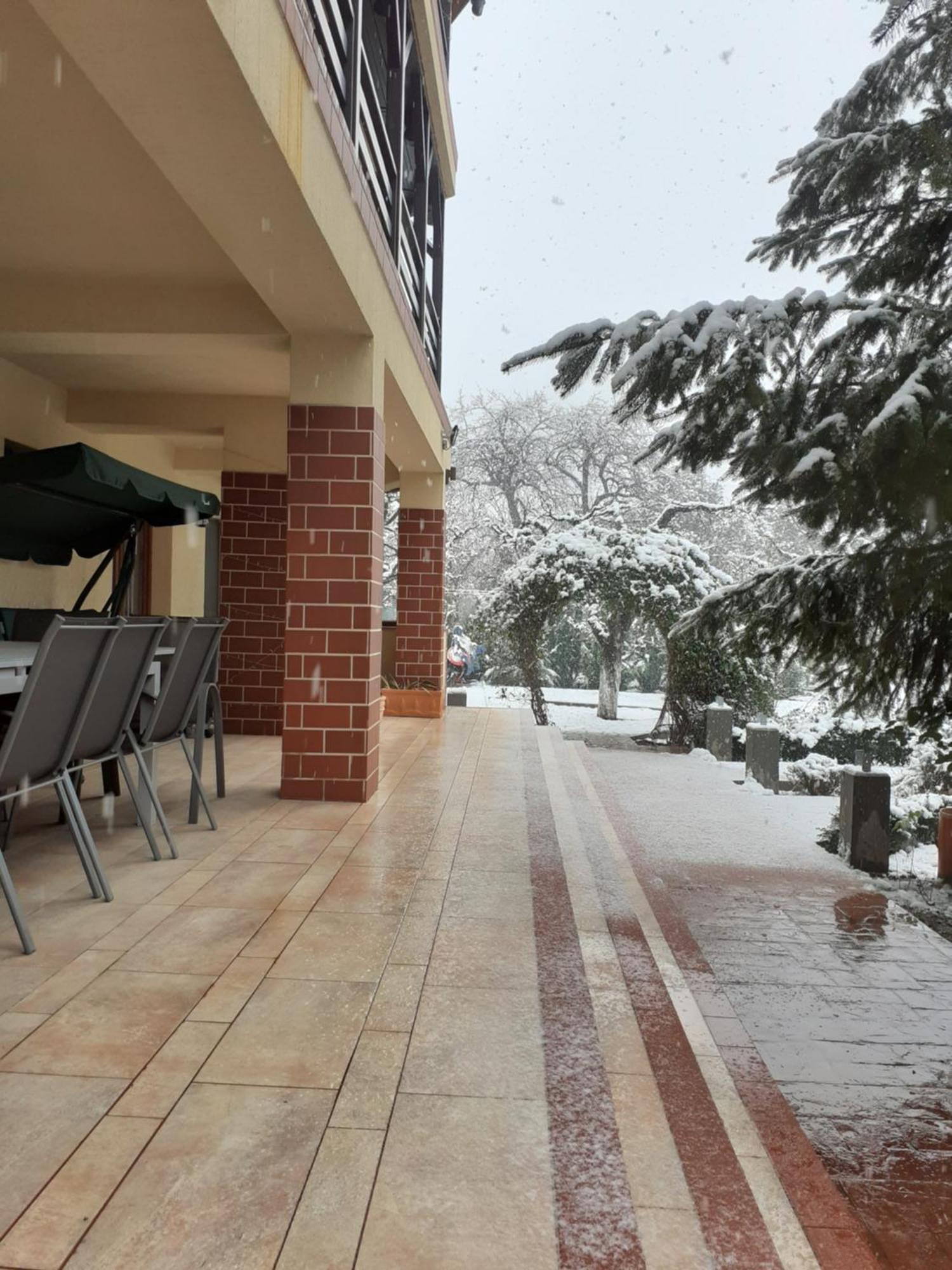 Casa Stefandra Hotel บราซา ภายนอก รูปภาพ