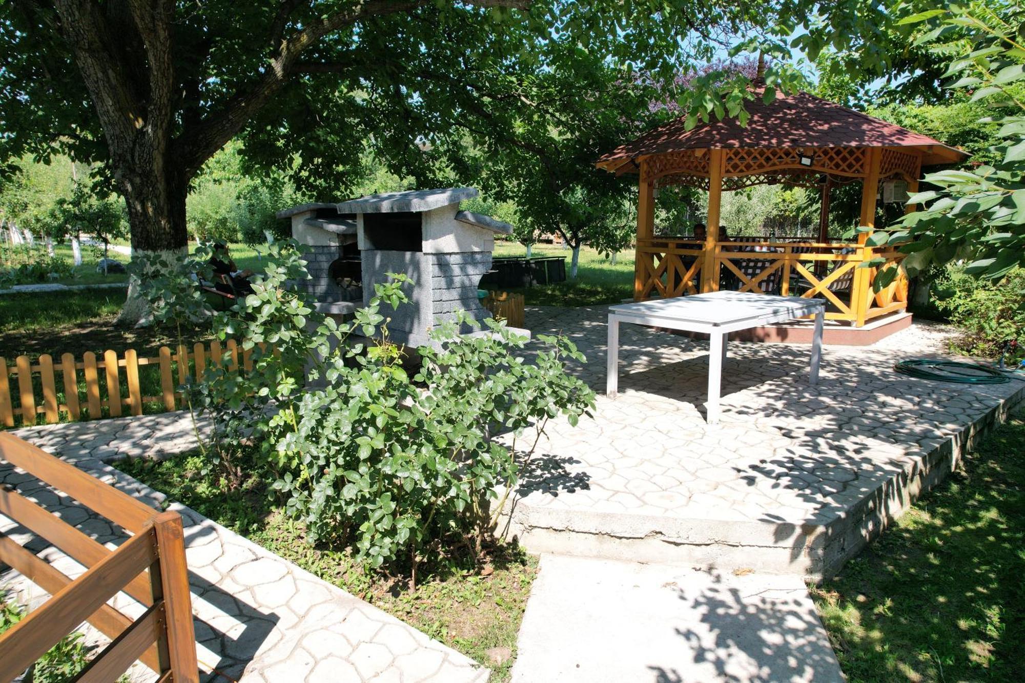 Casa Stefandra Hotel บราซา ภายนอก รูปภาพ